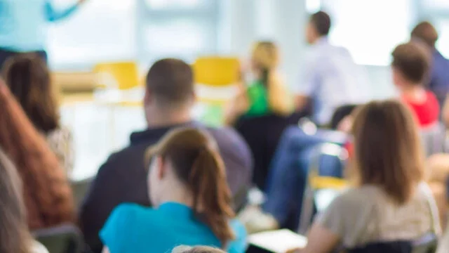 Descubra as Atribuições do Cargo de Professor de História em Concursos da SEE-SP