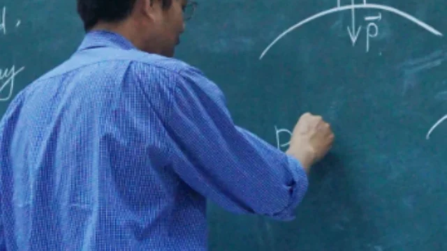 Concurso Público para Professor em Pinhais/PR: Atribuições e Informações Relevantes