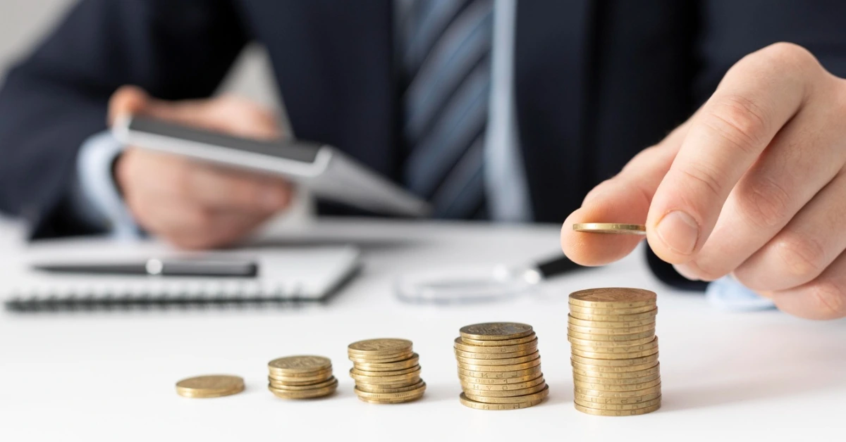 Notícia: Guia dos Concursos Bancários 2026: Previsão de editais para BB, BNB, BNDES e Bacen. Veja a situação de cada banco, cargos previstos e salários. Saia na frente da concorrência.