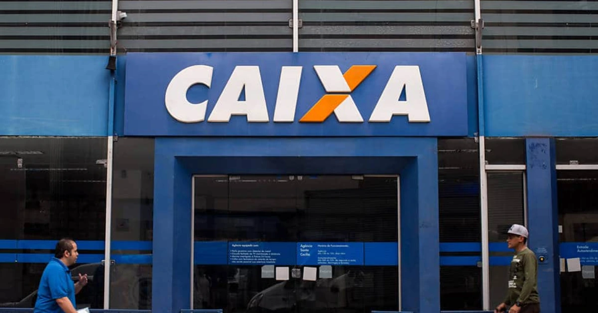 Notícia: Trabalhar na Caixa vale a pena? Descubra o pacote de benefícios, a famosa PLR e a previsão de salários para o próximo concurso. Saia na frente!