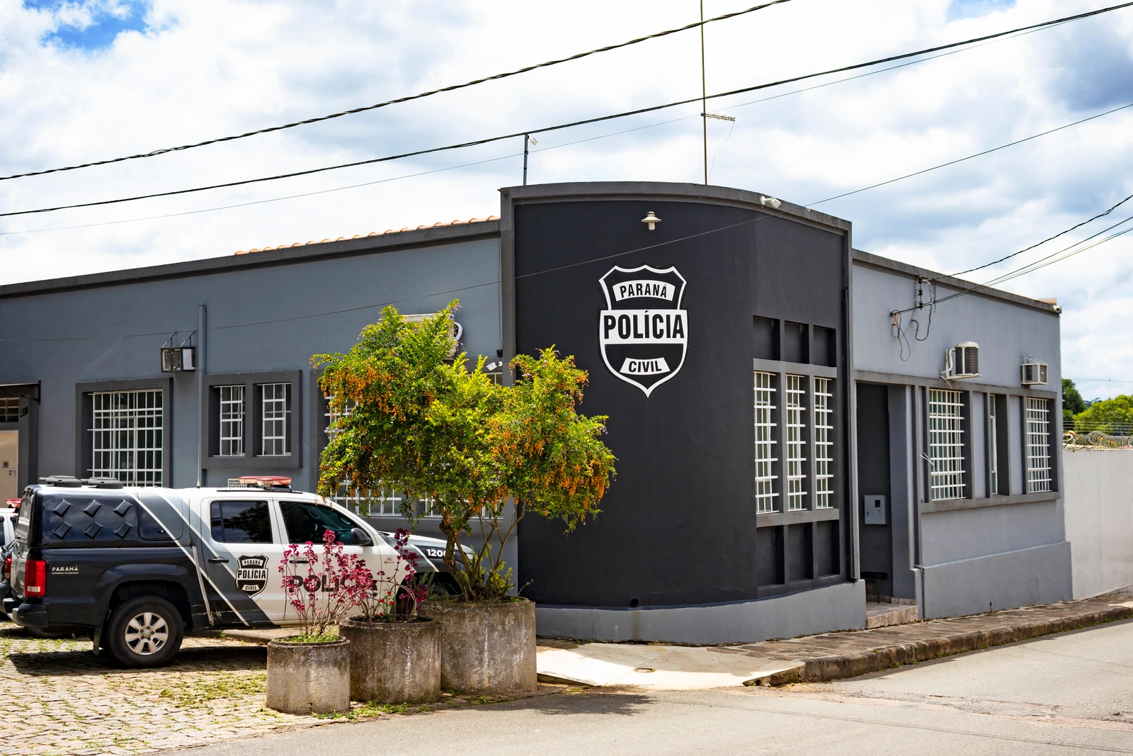 Notícia: Concurso PC PR autorizado: Governador Ratinho Jr. anuncia novo edital para o 2º semestre. Vagas para todas as carreiras.