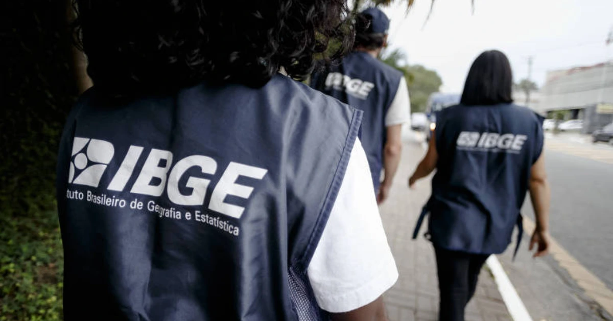 Notícia: O Concurso IBGE Temporários 2026 publicará seus editais em maio, com mais de 36 mil vagas! Confira o cronograma e os novos prazos de contrato de até 4 anos.