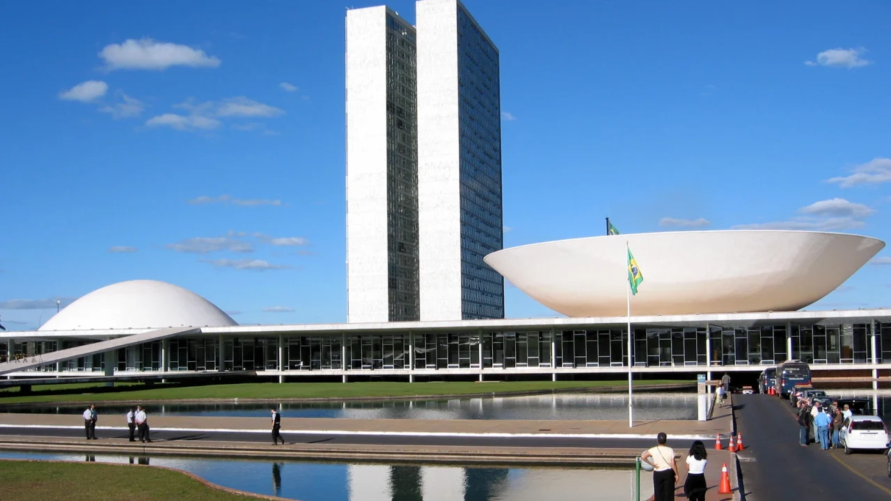 Concurso Câmara dos Deputados: Provas registram mais de 51% de abstenção