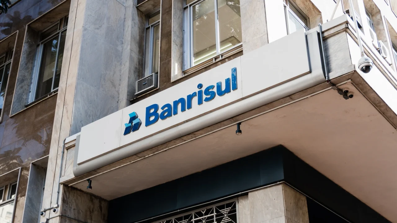 Concurso Banrisul: convocação de aprovados para Técnico em TI é publicada