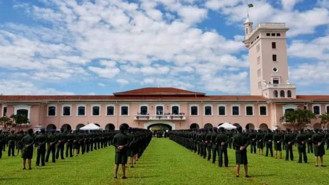 Concurso EsPCEx: Edital é publicado com 440 vagas para Oficial do Exército