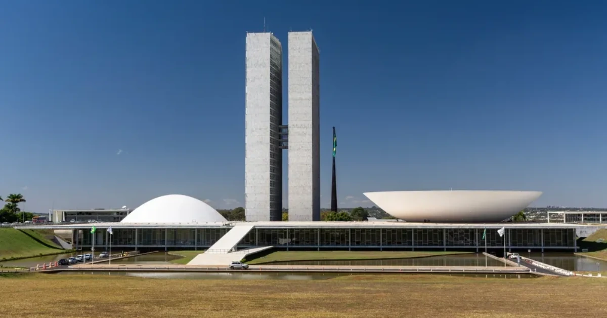 Notícia: A ANS publicou novos editais do CNU 1 com o quinto chamamento de aprovados, lista de desistentes e redistribuição de 138 vagas temporárias. Confira!