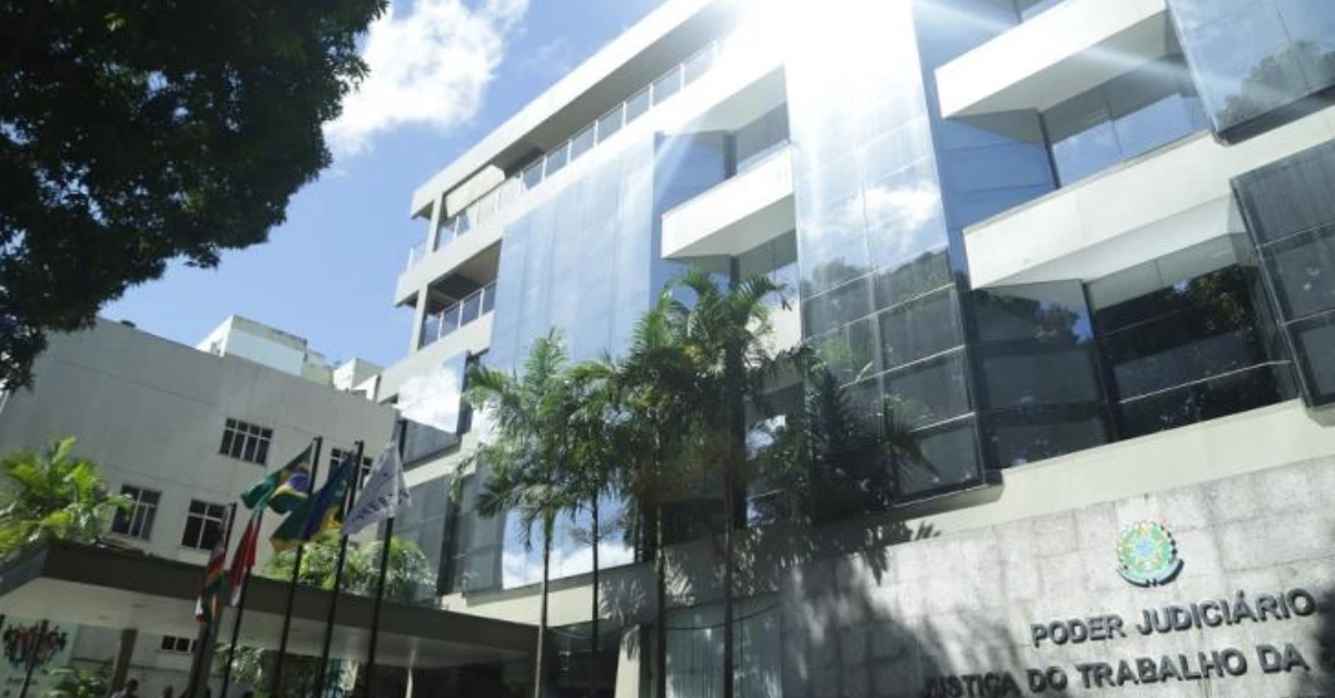 Notícia: Oficial! O Concurso TRT 8 (PA e AP) está com comissão formada para a escolha da banca organizadora. Salários chegam a R$ 16 mil. Veja os detalhes!