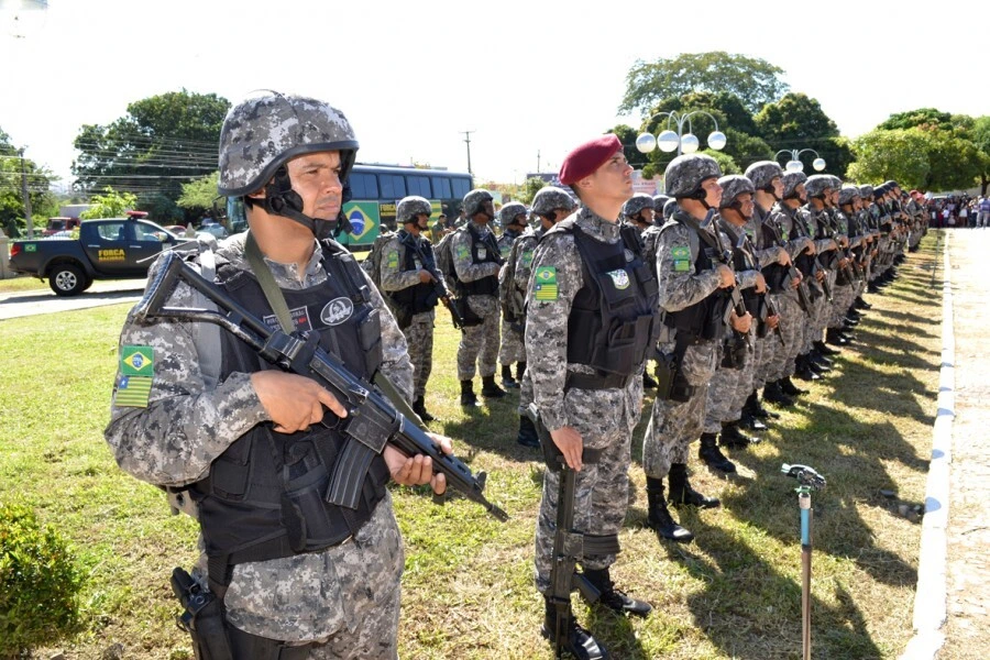 Notícia: Concurso PM PI define a FCC como banca de novo edital. São 1.000 vagas previstas para Soldado e Oficial com salários de até R$ 6,1 mil.