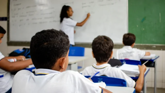 Concurso SEDUC AL 2026: 1.042 para professores EM BREVE! Até R$ 7.9 mil