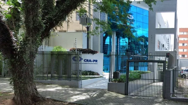 Concurso CRA PR: Edital publicado com 4 vagas e salários de até R$ 8 mil