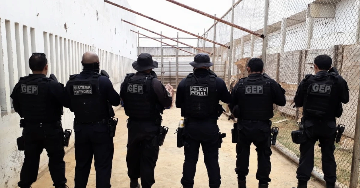 Notícia: O edital do Concurso Polícia Penal RN 2026 está publicado! São 182 vagas para nível superior com salários de até R$ 5,6 mil. Confira o cronograma.