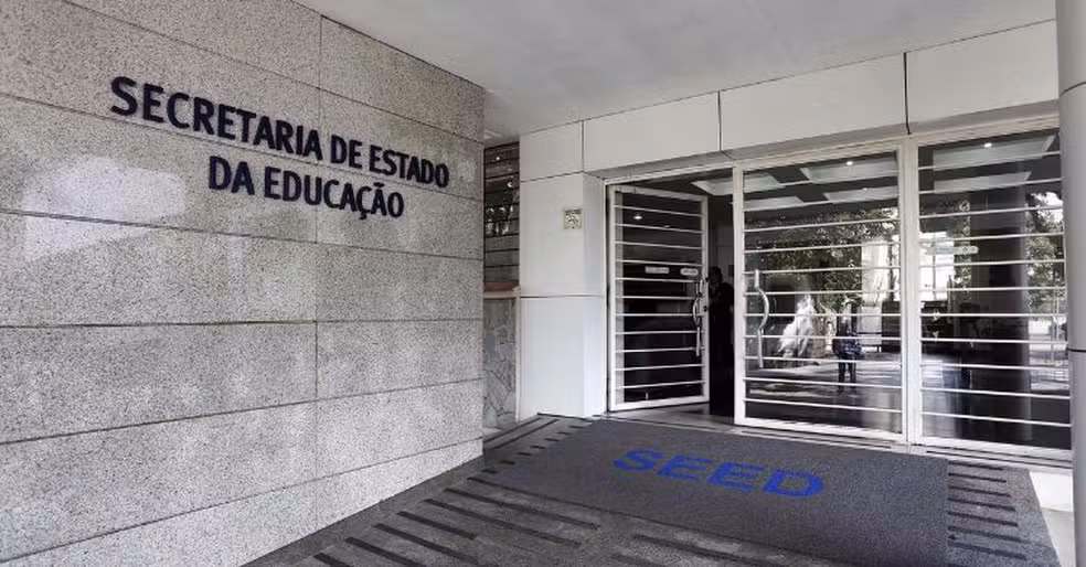 Concurso SEED PR: 4 mil vagas e até R$ 6,9 mil por mês