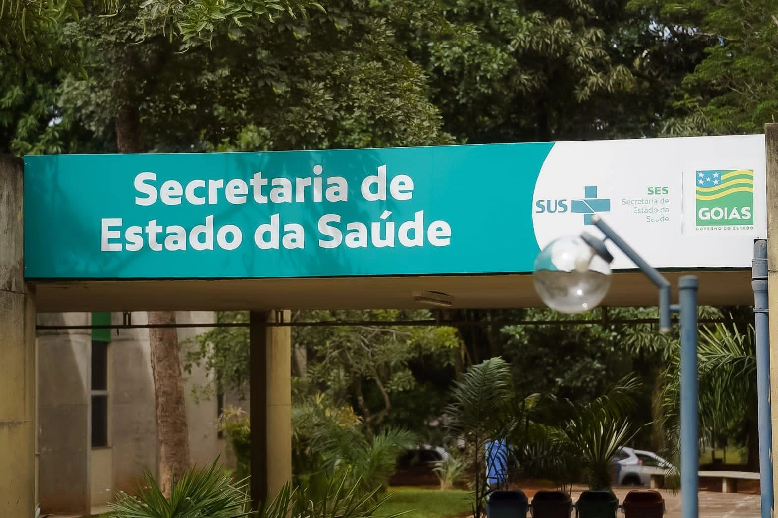 Notícia: O resultado final e a homologação do concurso SES GO para 50 vagas de nível superior foram publicados. Veja como consultar.