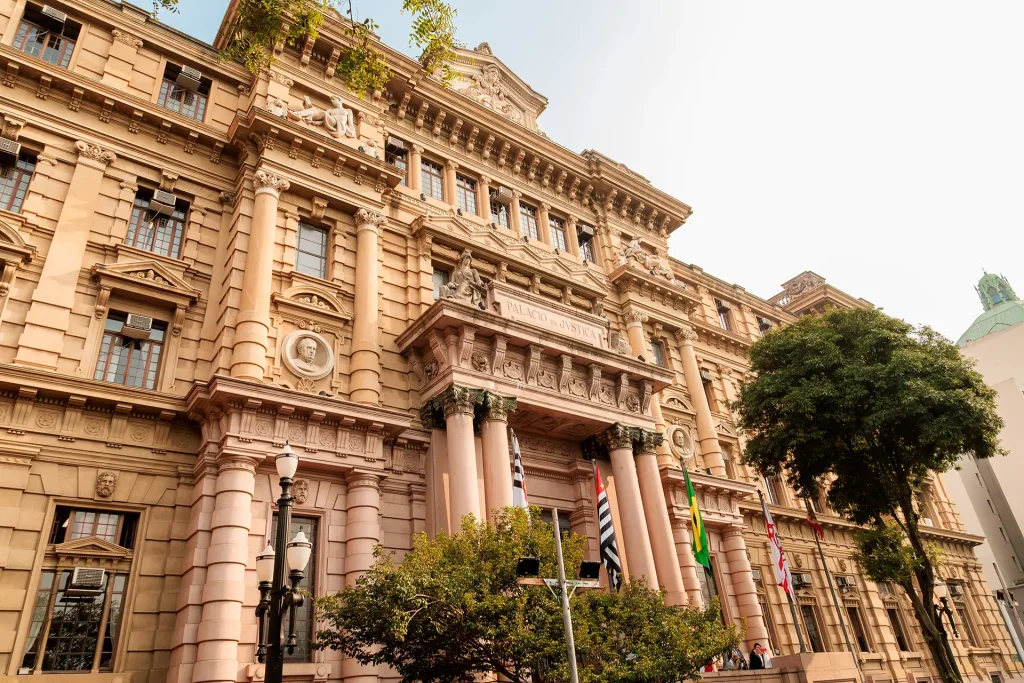 SAIU Concurso TJ SP: 132 vagas até R$ 9,8 MIL; níveis Médio e Superior