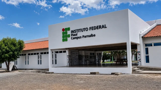Concurso IFPI TAE: salários de até R$ 6,4 mil e 52 vagas