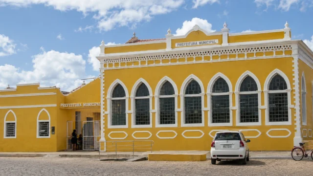Concurso Floresta PE: 432 vagas e salário de R$ 15 mil