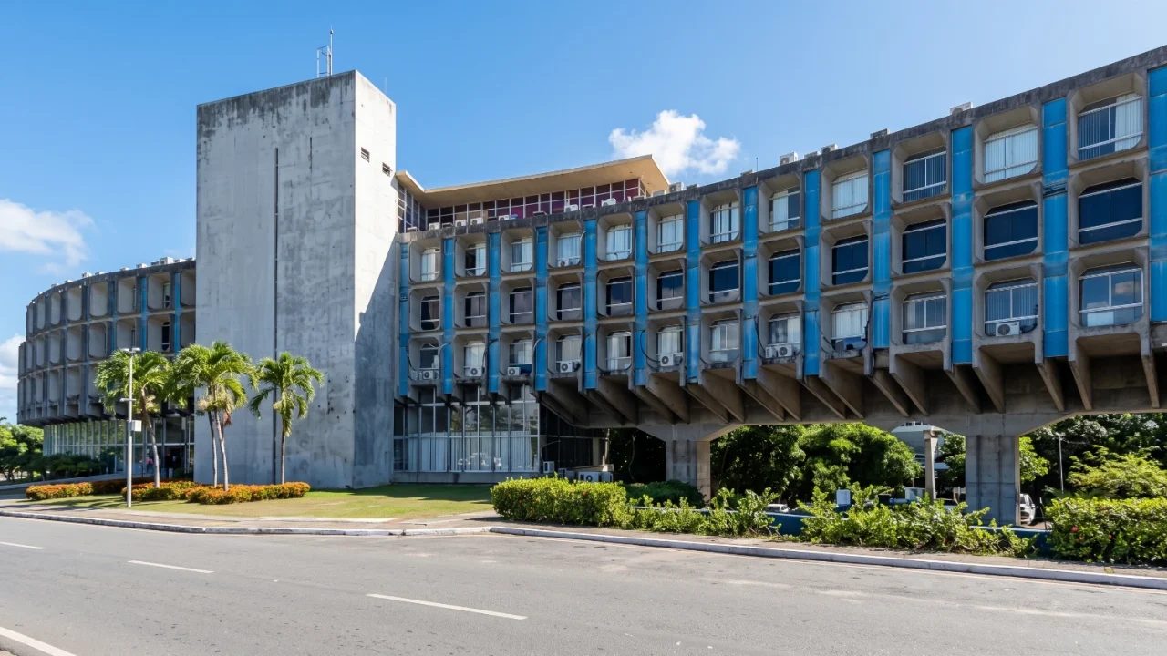 Concurso SAEB BA: 50 vagas com salário de R$ 10 mil