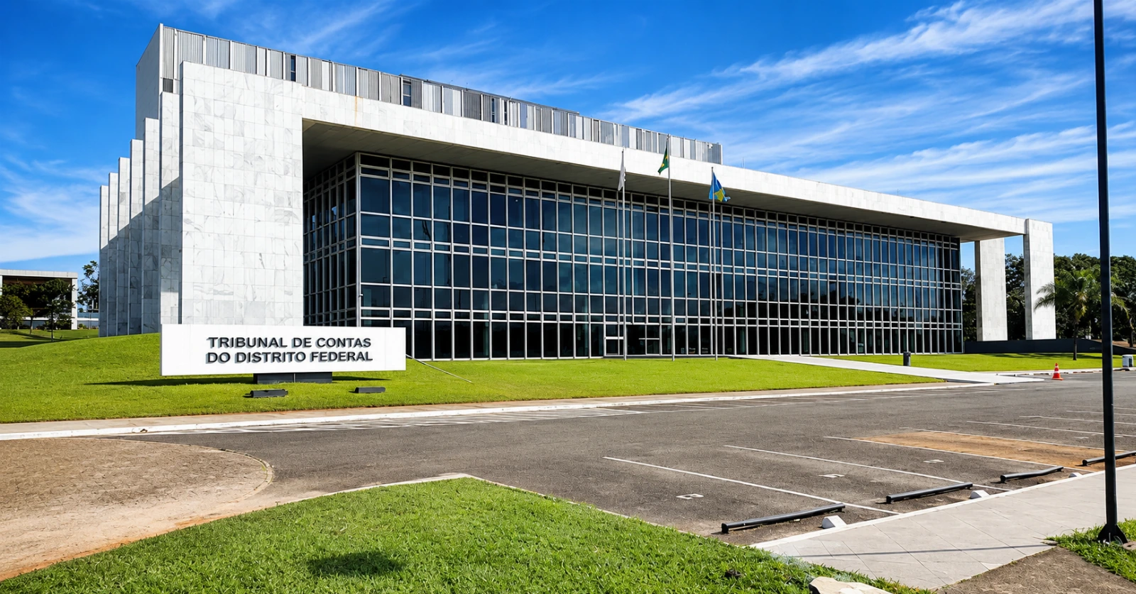 Notícia: Inscrições abertas até 17 de setembro pelo Cebraspe, com 10 vagas para Analista Administrativo e salário inicial de R$ 14.990,41.