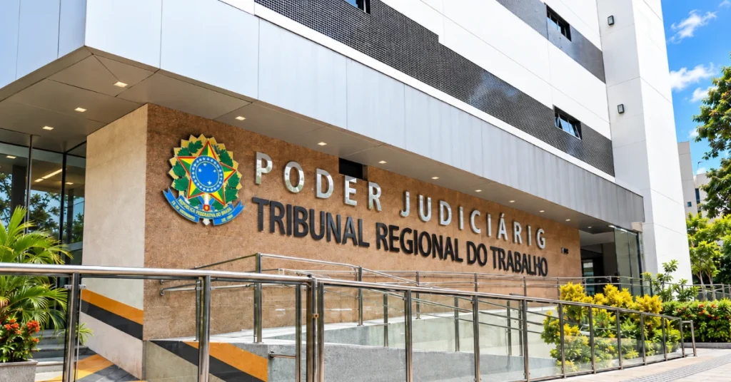 SAIU Concurso TRT 8: 24 cargos e salários até R$ 16 MIL