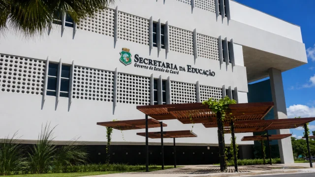 Edital Seduc CE: SAIU; 3.000 vagas e iniciais de R$ 7 mil!