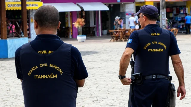 Concurso Guarda de Itanhaém SP: 20 vagas e salário de até R$ 4.525,40