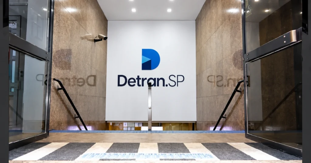 Edital Detran SP 2026: 145 vagas e salário de R$ 5,7 mil
