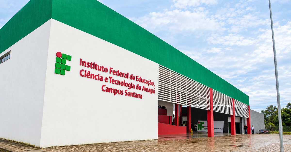 Notícia: Edital publicado com 23 vagas para TAE, salários de até R$ 5.215,39 e inscrições de 28/09 a 29/10. Veja cargos, provas e cronograma.