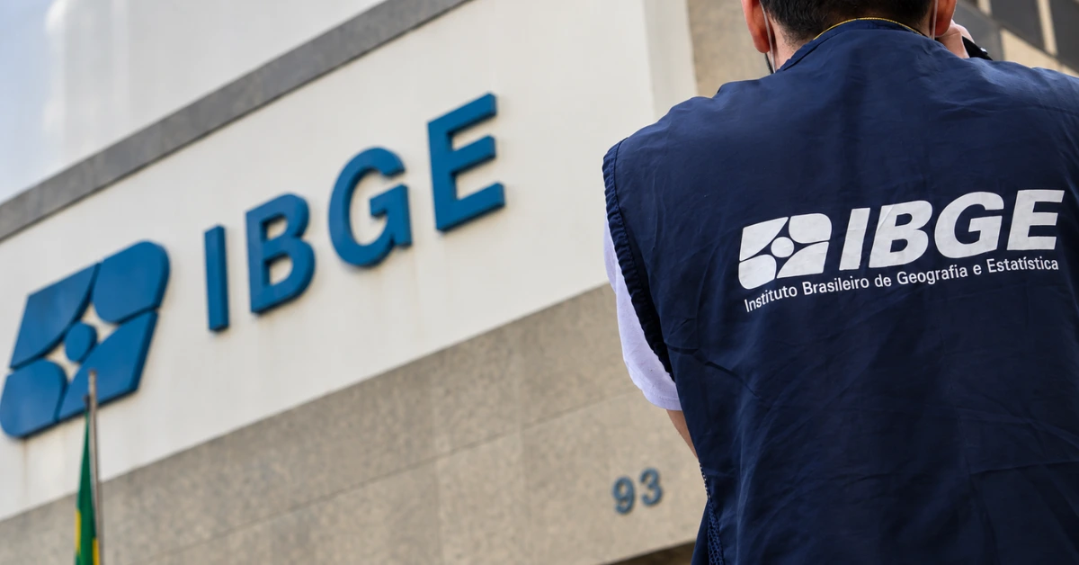 Notícia: Edital IBGE Recenseador deve sair até outubro com 27.279 vagas. Veja banca, escolaridade, prova e o que já está confirmado na seleção.