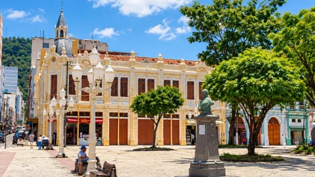Concurso Câmara de Laranjal: edital com 4 vagas