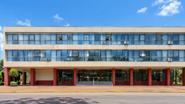 Concurso Prefeitura de Apucarana PR: salários e inscrições