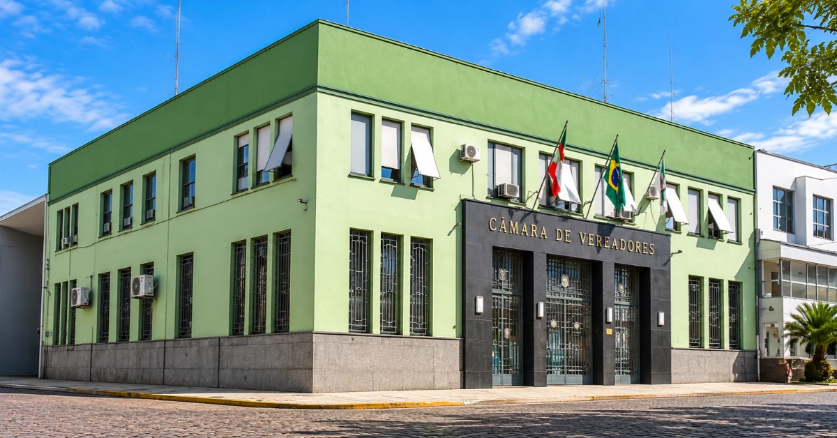 SAIU Concurso Câmara de Bagé RS: 19 vagas até R$ 3,8 MIL